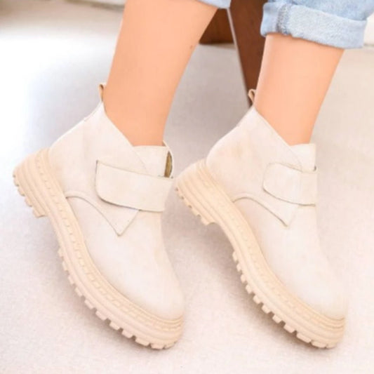 Casual shoes of suede leather-602